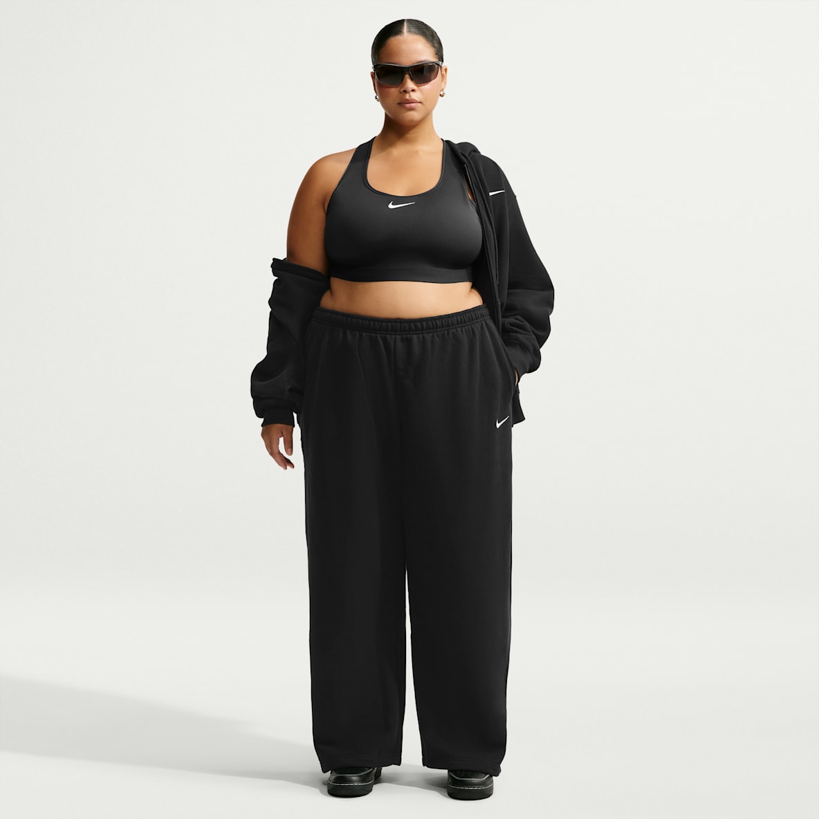 Black. Nike.com
